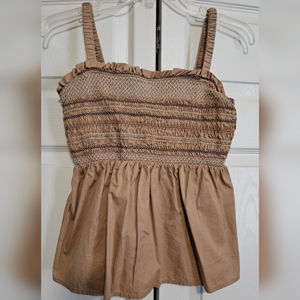 Women's or Girls Old Navy Brown Summer Top Size M.